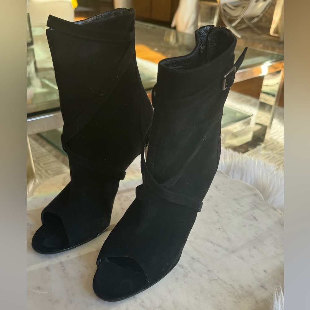 Manolo Blahnik Bootie Calf Heels